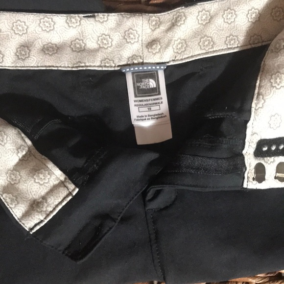 North Face Hiking Pants - Picture 6 of 6